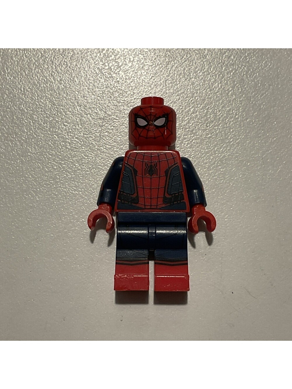 Lego Marvel Captain America Civil War Spider-Man Mini Figure 76067 A4